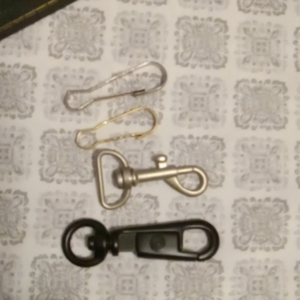 Wenger Clasps - Picture 6 of 6